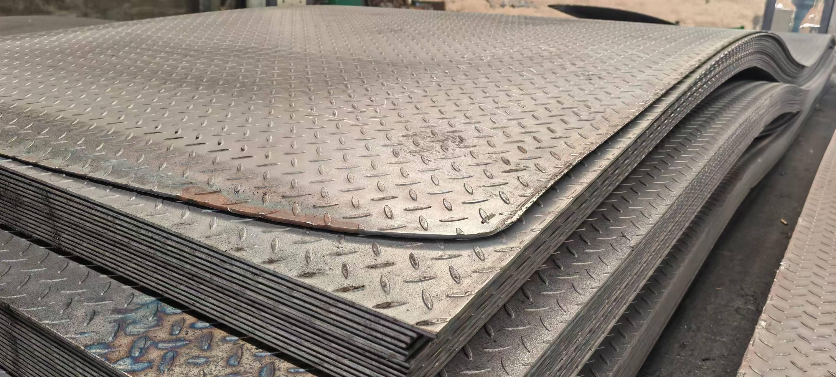 China Aluminum Checkered Plate Manufacturers Offering Durable and Reliable Products